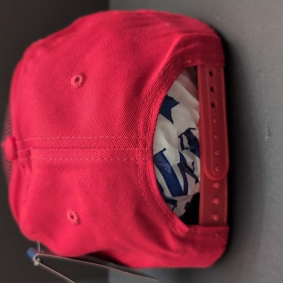 NWT Dekalb FERSTEN Worldwide Red Snap Back Hat - Picture 5 of 8